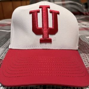 2/$25 IU hat men’s size S/M by Adidas